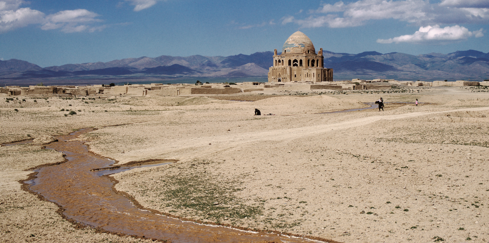 Surveying The Silk Roads Across Deserts Mountains Steppes And Seas   Silkroad 